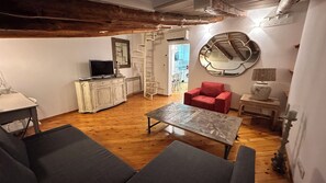 Living area - Charming apartment in Gran Vía Madrid (Madrid)