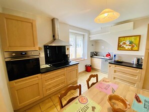 Microwave, oven, dishwasher - L'Instant Canal - TREBES (TREBES)