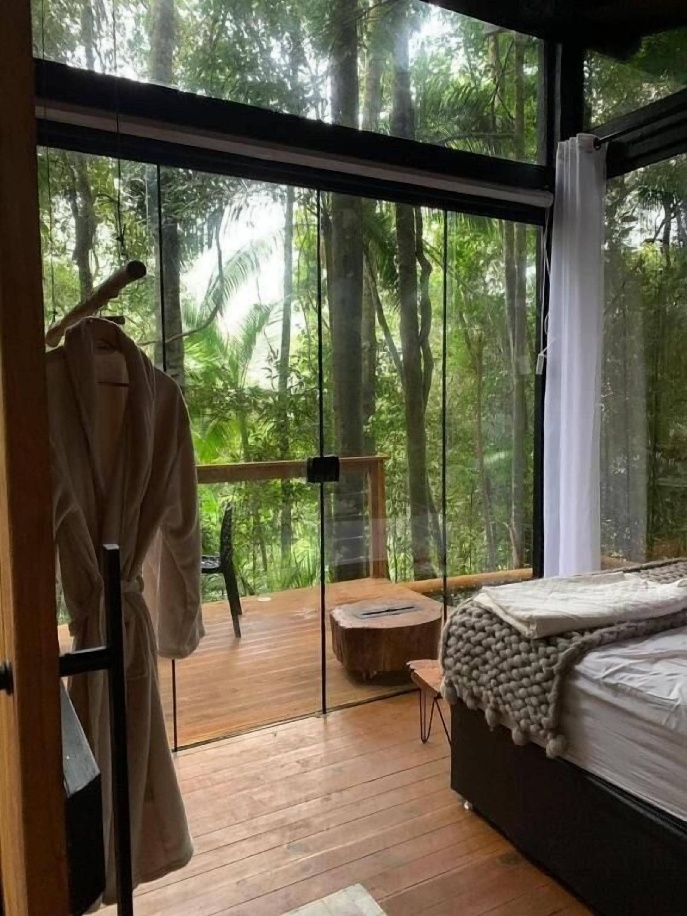 Rom, resort-utsikt, ved fjell | Oppholdsområde