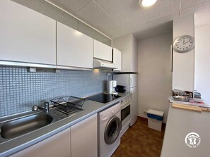 Microwave, oven - Le Grand Eldorado - PORT LA NOUVELLE (PORT LA NOUVELLE)