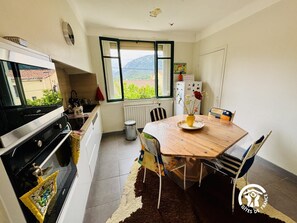 Fridge, microwave, oven, dishwasher - Clenoline - QUILLAN - Gîte (QUILLAN)