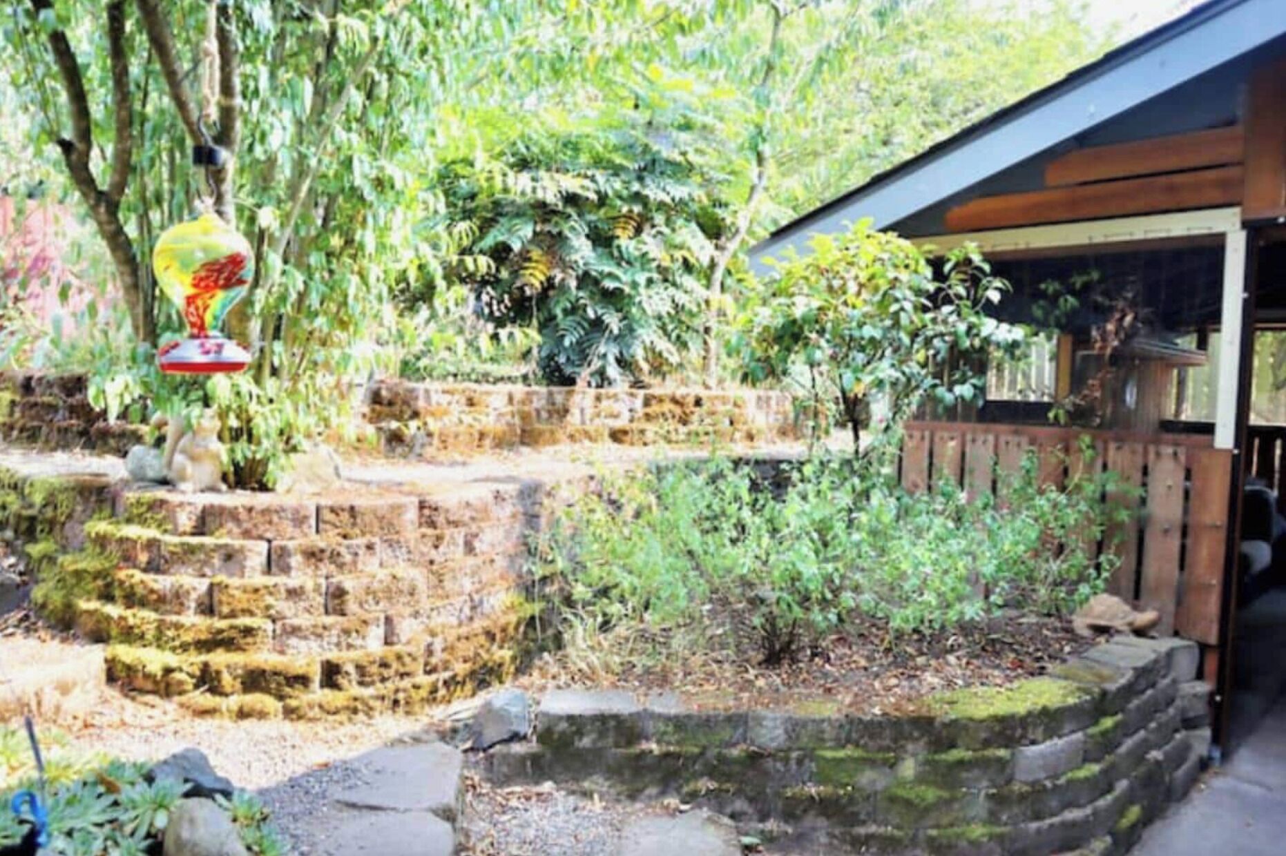 المنطقة المحيطة بالمنشأة