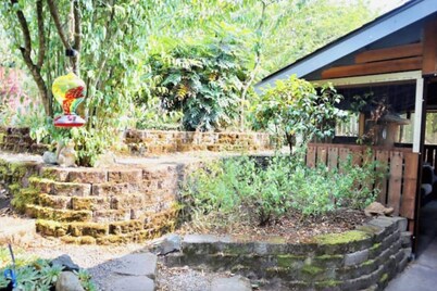 Spacious Family Home Featuring a Private Garden in North Seattle