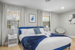 4 makuuhuonetta, ilmainen Wi-Fi, vuodevaatteet, pääsy pyörätuolilla