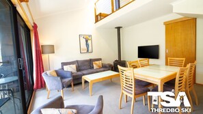 Interior - Mowamba E6 - Central Village (Thredbo)