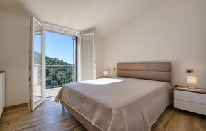 1 bedroom, iron/ironing board, travel crib, free WiFi