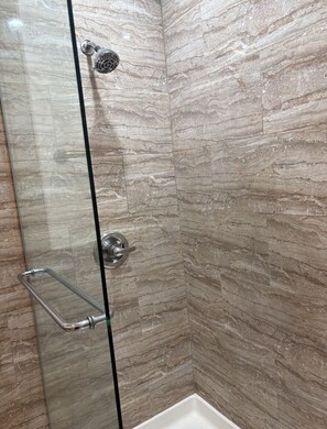 Bruser, håndklæder, Sæbe, Shampoo