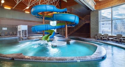 Spacious 2BR Villa at Sheraton Lakeside Terrace Villas Near Beaver Creek Skiing