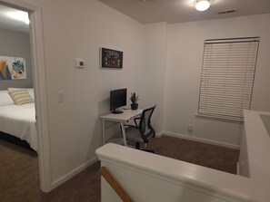 3 bedrooms, WiFi, bed sheets - Paradise on Earth (Madison)