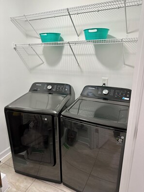 Interior - Private 3-bedroom Home in Winston-Salem (Winston-Salem)