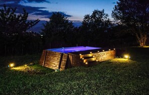 Outdoor spa tub - Nice home in San Giustino (PG) (San Giustino (PG))