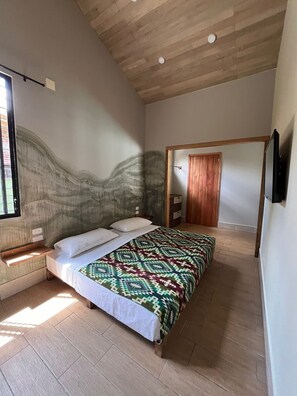 3 bedrooms, WiFi, bed sheets