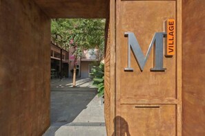 Unclassified image, 3 of 16, button - Express by M Village Nam Ky Khoi Nghia, a brand of Modern Village Lifestyle (Ho Chi Minh City)