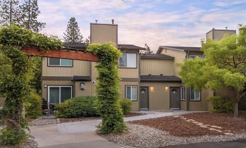 North Shore Bass Lake - Charming 2-Bedroom Vacation Home