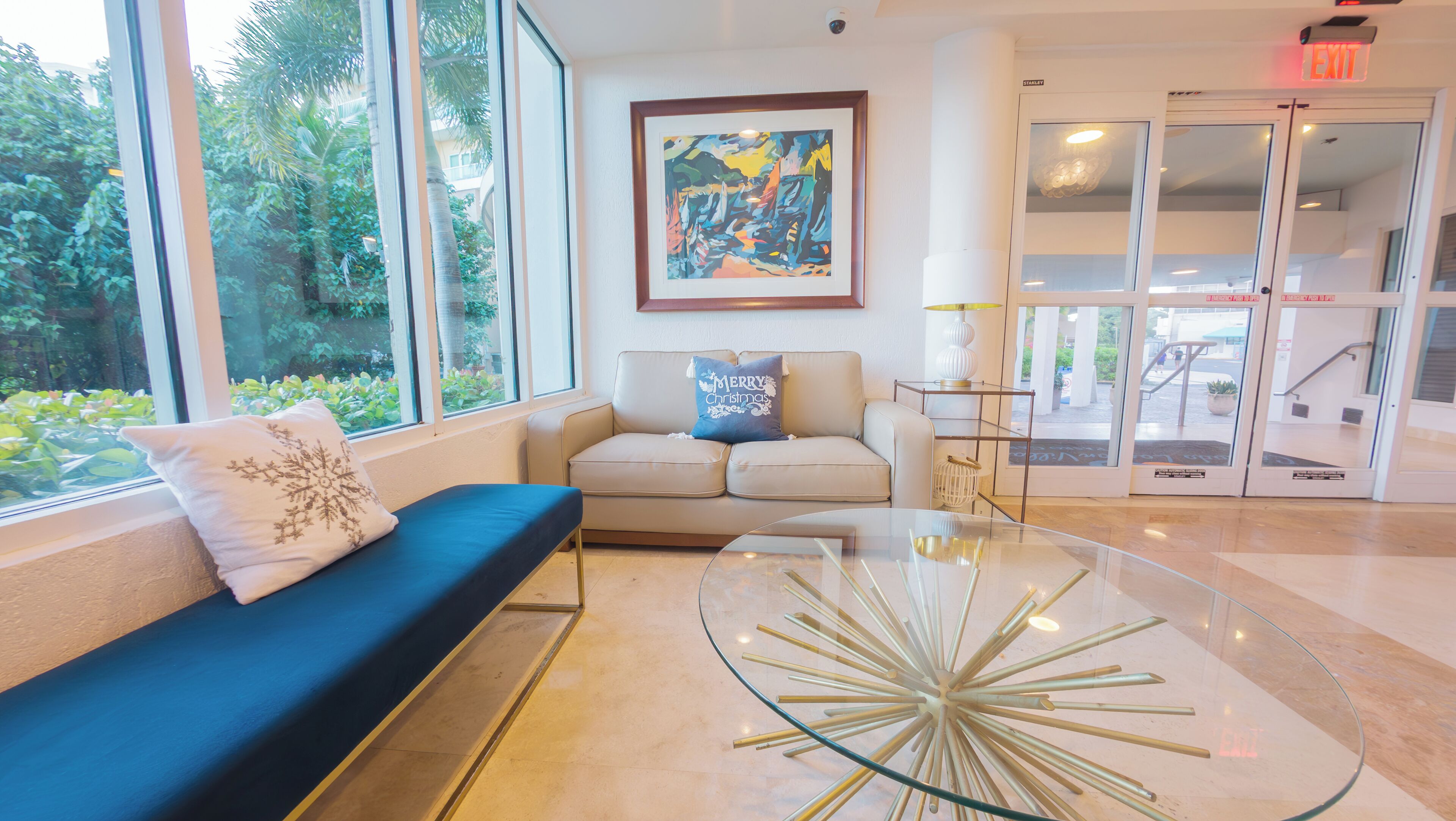 Beachside Retreat With Pool - Sleeps 4 - San Juan, Puerto Rico