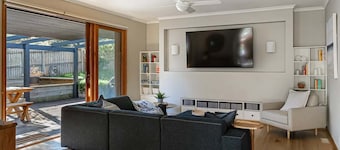 The Willows Coastal Retreat in Old Ocean Grove