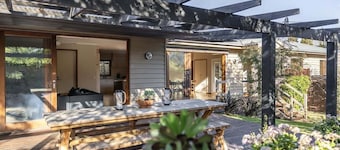 The Willows Coastal Retreat in Old Ocean Grove