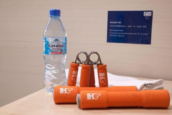 Gym - Holiday Inn Express TAOYUAN by IHG (Taoyuan)
