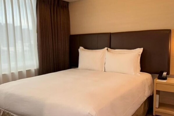 Cribs/infant beds - Holiday Inn Express TAOYUAN by IHG (Taoyuan)