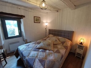 2 bedrooms - Gîtes de France® - 46G1553 (PRENDEIGNES)