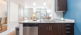 Landing Beautiful Studio in South End Stratford