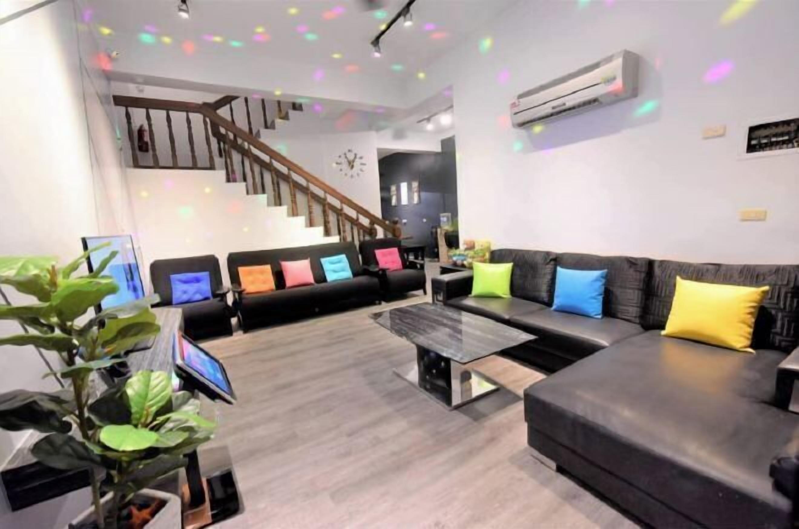 ロビーラウンジ