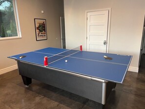 Spielezimmer