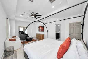 3 chambres, fer et planche à repasser, accès Internet, draps fournis