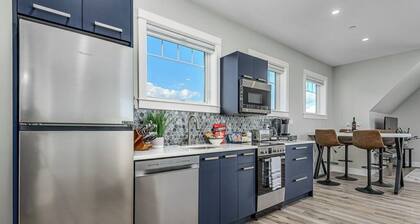 Brand New Suite Close to Mt. Washington, Cumberland Bike Trails and the Ocean.
