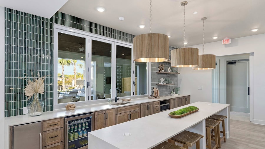 Landing Furnished Apartments - Orange Beach