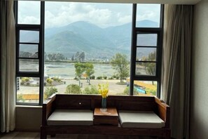 Room - CHP. Hotel (Heqing)