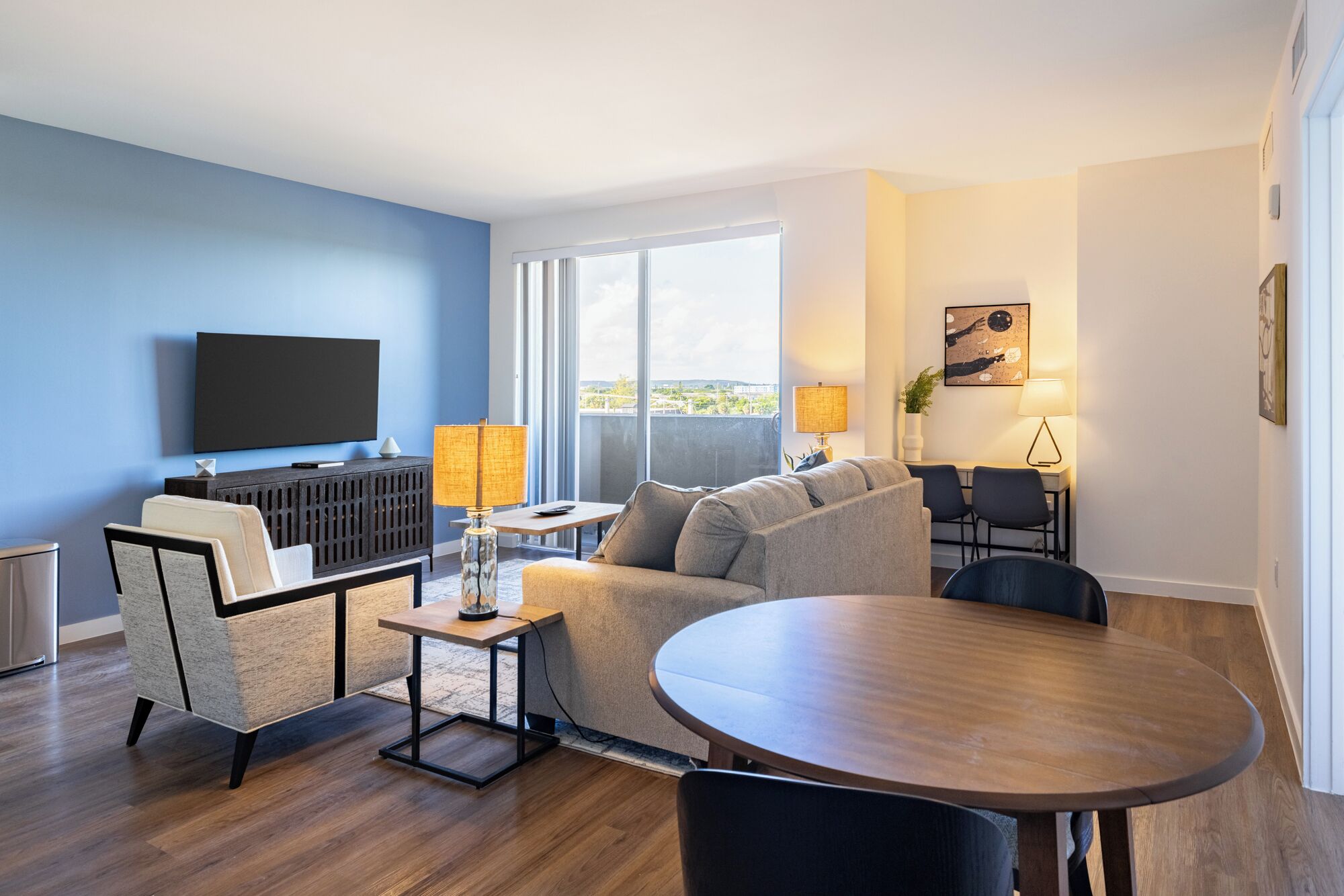 公寓 (1 Bedroom) | 餐厅