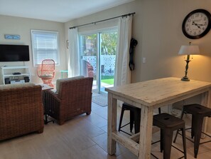 Interior - Sunny Canal front Escape on peaceful Big Pine Key (Big Pine Key)