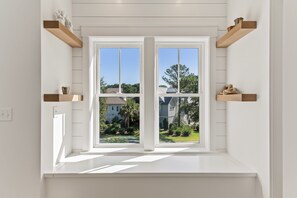 Interior - Stunning 3BR/4 BA Home! Great Seabrook Village Location! Neighborhood Pool! (Seabrook Island)