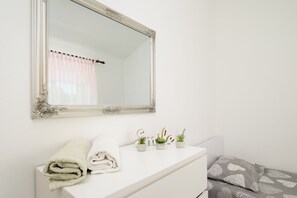 2 Schlafzimmer, Internetzugang