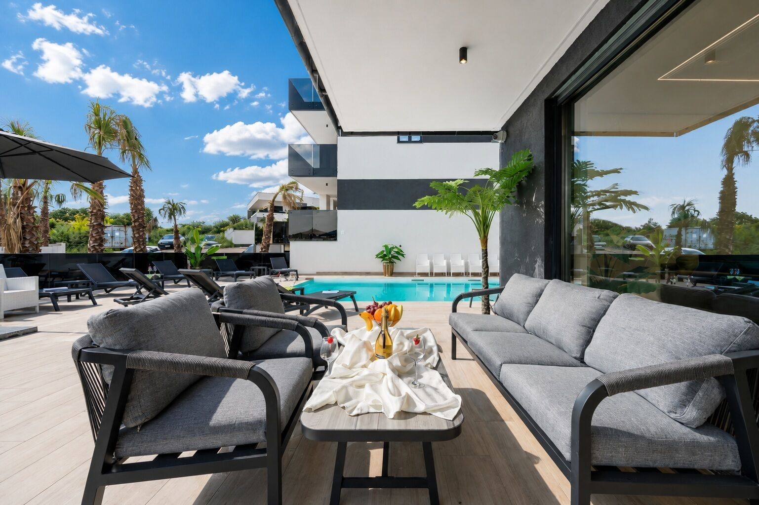 Terrace/patio