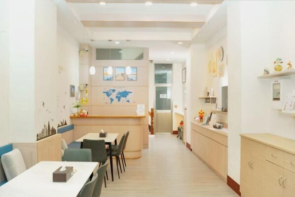 Dining - Flying Sun & Moon B&B (Nantou)