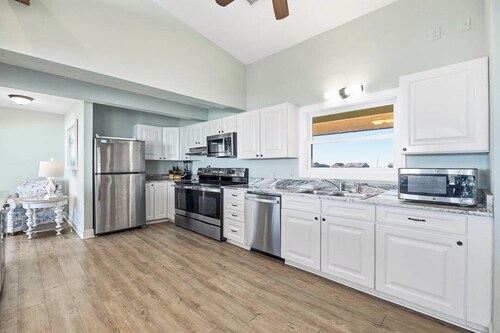 Tide's A Wastin' | Oceanfront | Private Pool and Hot Tub