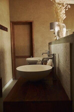 ห้องน้ำ