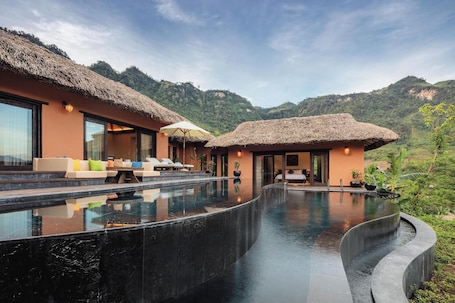 Senna Hilltop Pool Villa 2 Bedroom. Avana Retreat