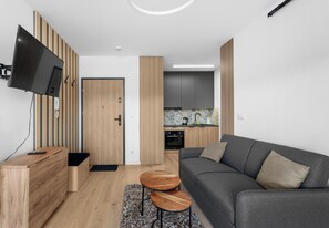 TV - Imperial Capital Apartment #179 (Kraków)