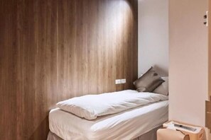 Soundproofing - Twin Star Inn (Taipei)