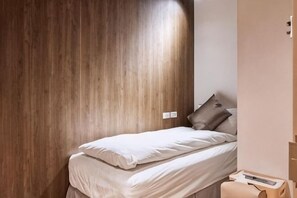 Soundproofing - Twin Star Inn (Taipei)