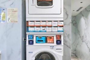 Interior - Twin Star Inn (Taipei)