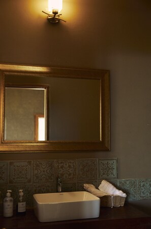 ห้องน้ำ