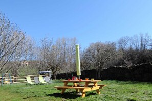 Outdoor dining - Cal Roc - NAHUJA - Gîte (NAHUJA)