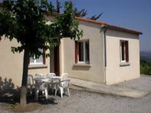 Le lac - TRILLA - Gîte