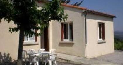 The lake - TRILLA - Gîte