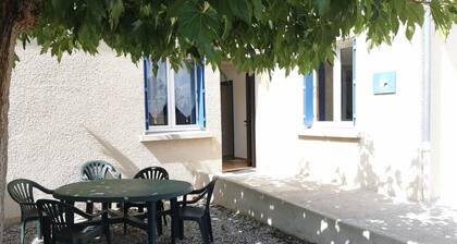 The lake - TRILLA - Gîte