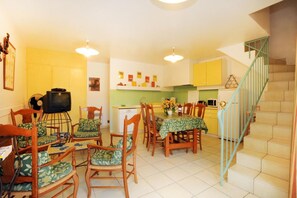 Interior - Carignan - PLANEZES - Gîte (PLANEZES)